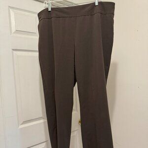 Woman Brown Slacks Roz & Ali Size 18